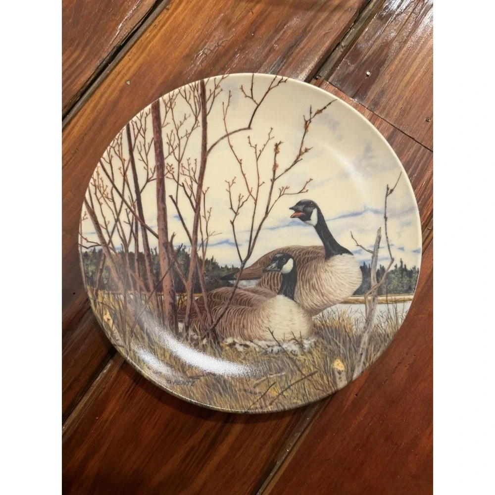 Donald‎ Pentz Nesting Collector Plate 1986 Dominion China Canada Geese Wildlife